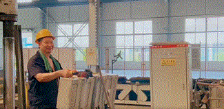 战高温，送清凉！鲁德曲轴为一线员工备好降温冰块!